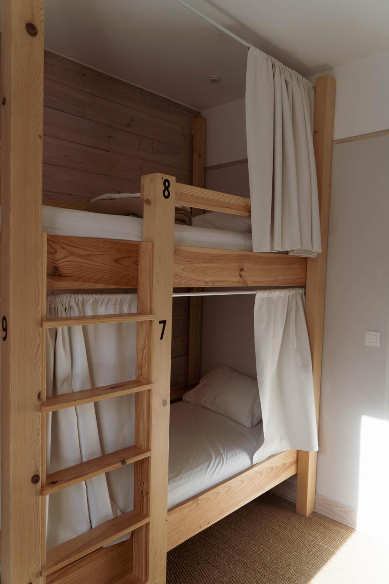L'Escale Surf Hostel - Auberge De Jeunesse Guéthary Стая снимка