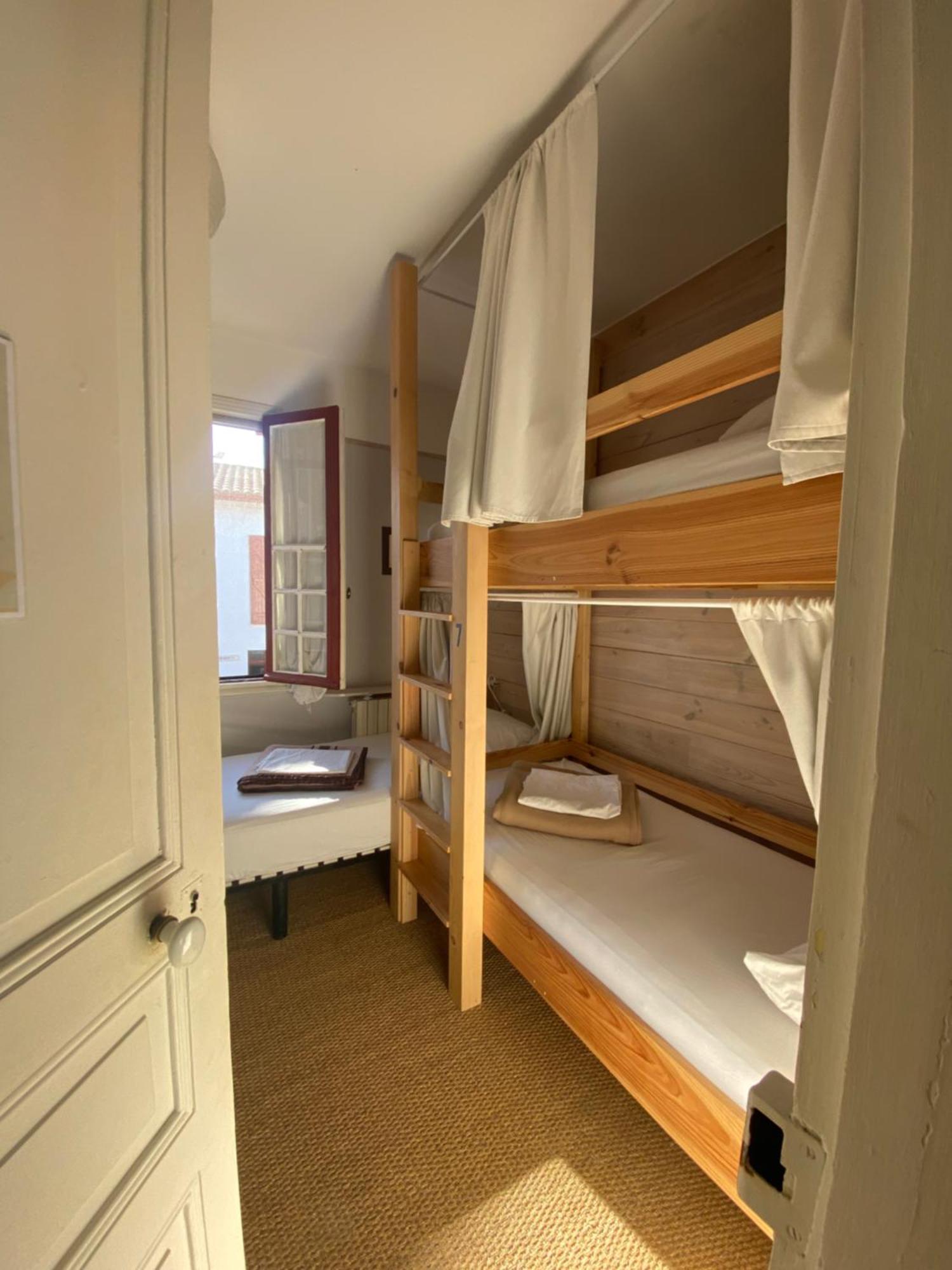 L'Escale Surf Hostel - Auberge De Jeunesse Guéthary Стая снимка